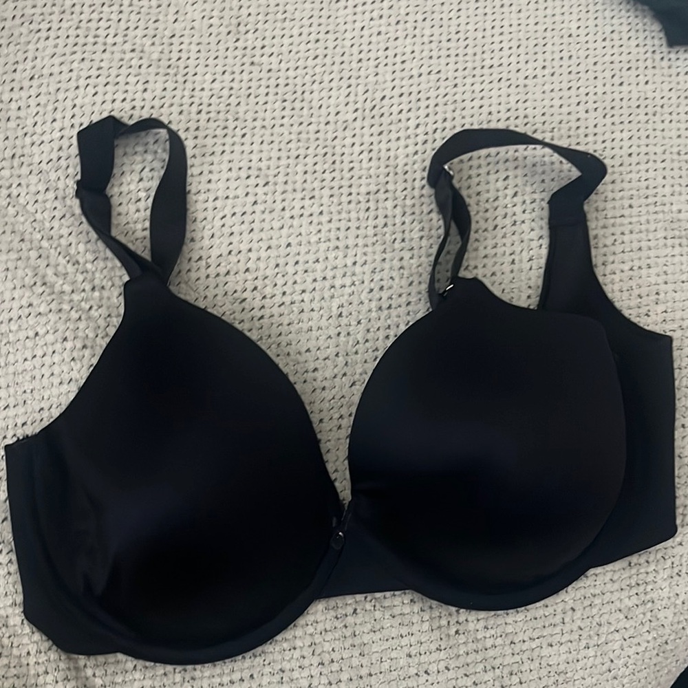 Vanity fair Women's Black Bra size 34DD Full Figure Beauty Back Smoothing Bra,